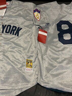1950's NEW YORK YANKEES YOGI BERRA Men's JERSEY Sz M,L,XL,2XL New with tags